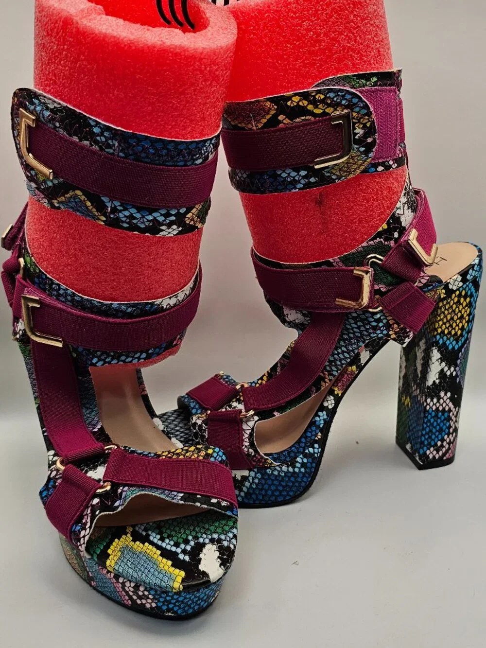 Hot Tomato “Cardee” Multi‑Color Snakeskin Platform Block Heel Sandals – Size 9W - Picture 3 of 9